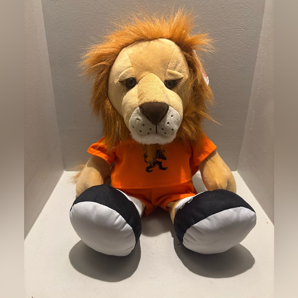 NWT-Netherlands Dutch Heritage Football Lion #8 Orange sport jersey Toy Plush